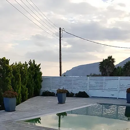 Sam 29 * Monolithos (Santorini)